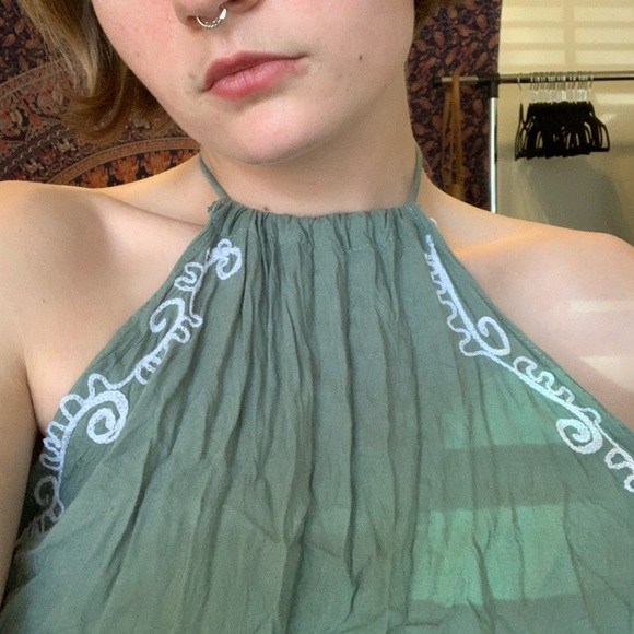 Green jumpsuit - Picture 2 of 4